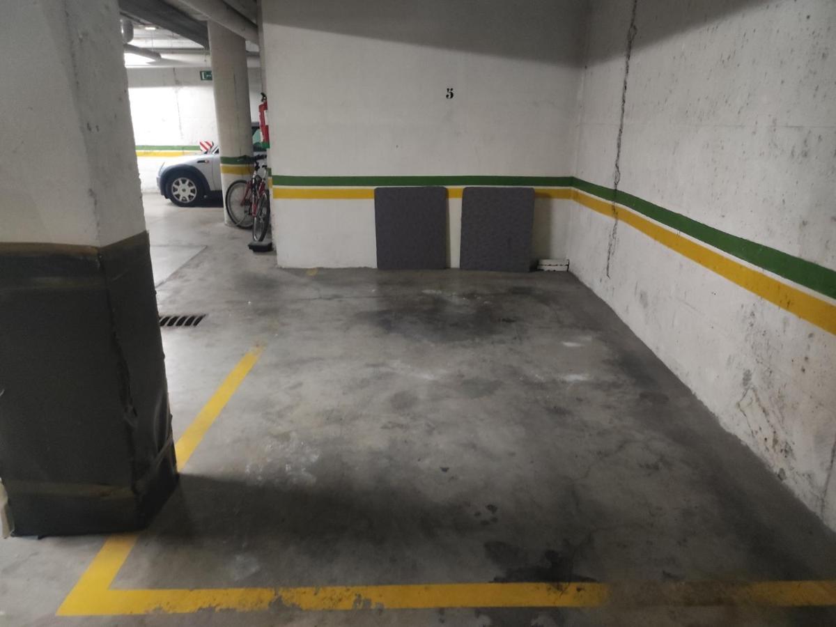Apartamento San Luis. Plaza De Parking Gratis!!! Seville Exterior photo
